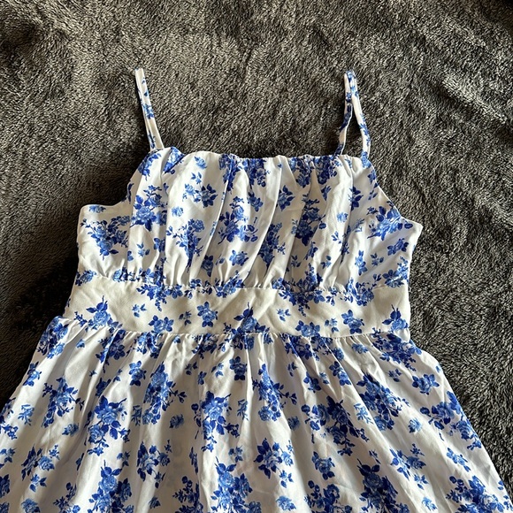 Adorable spaghetti strap sun dress size L - Picture 2 of 5